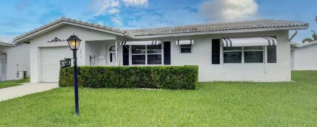 Photo of 2013 Vastine Drive, Boynton Beach, FL 33426 (MLS # R11143439)