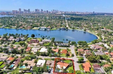 Tiny photo for 1155 BUCHANAN Street, Hollywood, FL 33019 (MLS # B26082217)