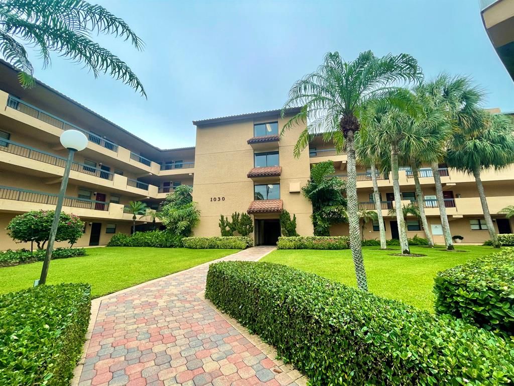 Photo of 1030 Us Hwy 1 #207, North Palm Beach, FL 33408 (MLS # R10726217)