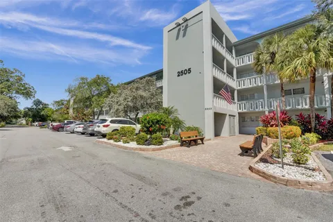 2505 Antigua Ter Unit L3, Coconut Creek, FL MLS: F10501472