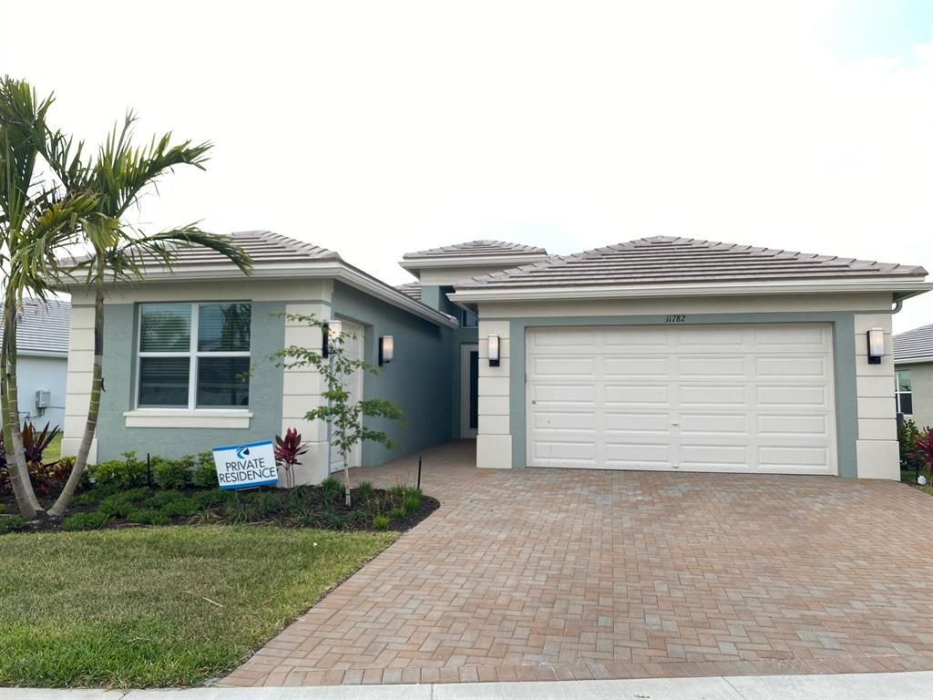 Photo of 11782 SW Coral Cove Parkway, Port St Lucie, FL 34987 (MLS # R10878550)