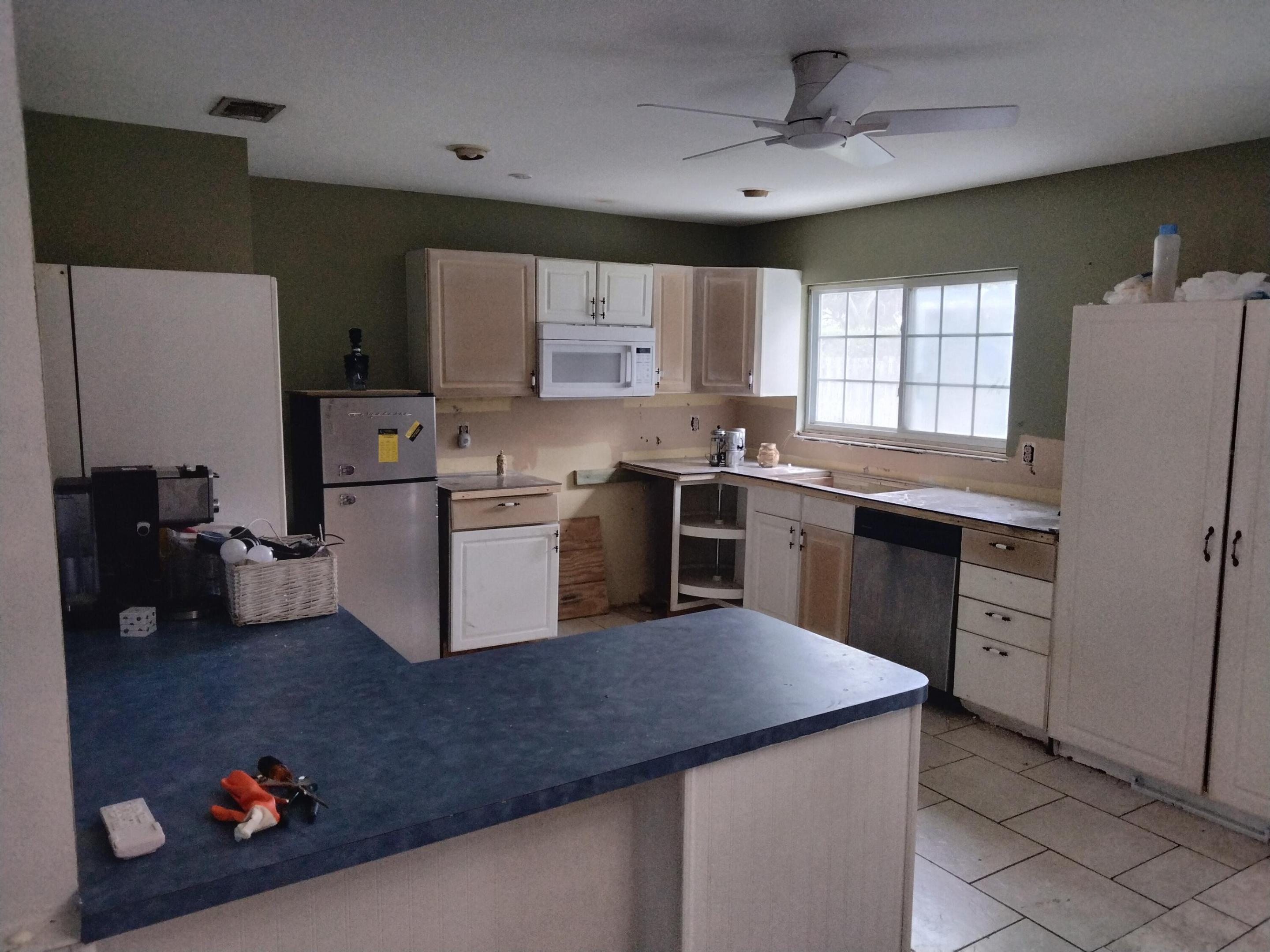 SOUTH PORT ST LUCIE UNIT 5 - Residential Lease