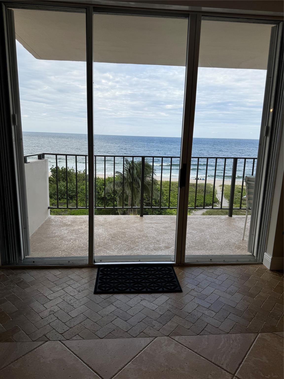 1900 S Ocean Blvd 5F