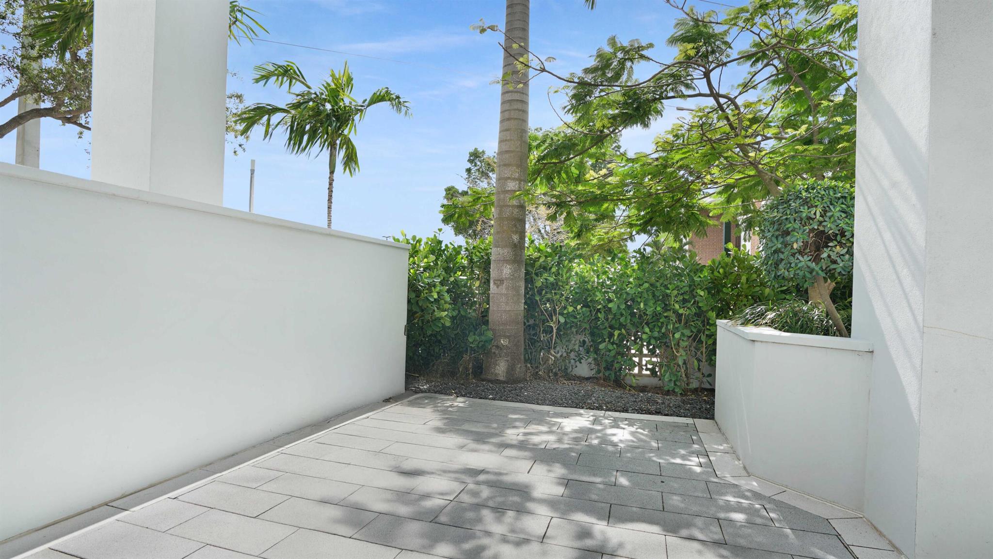 155 E Boca Raton Road Th3