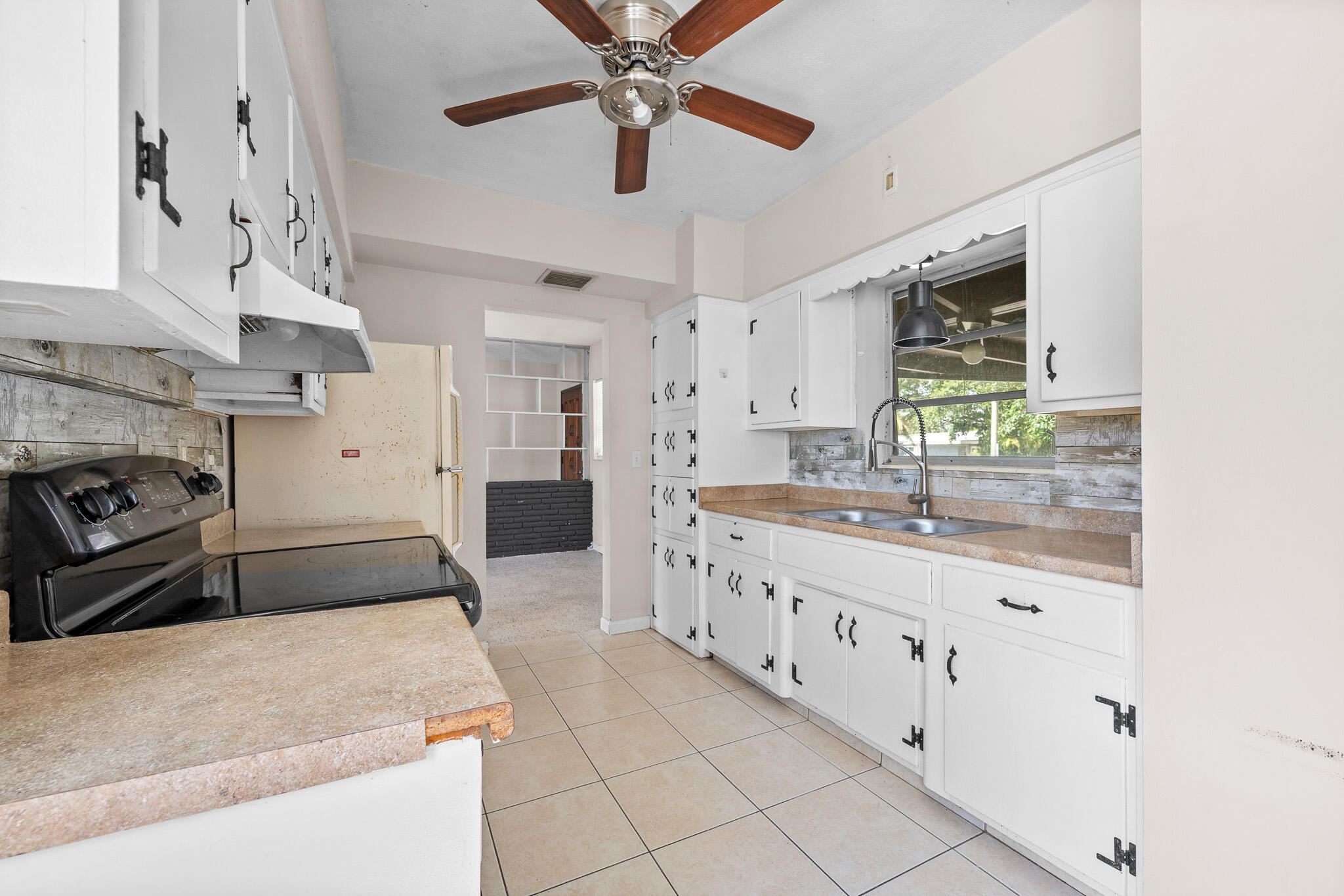 ISLAND VIEW - Residential