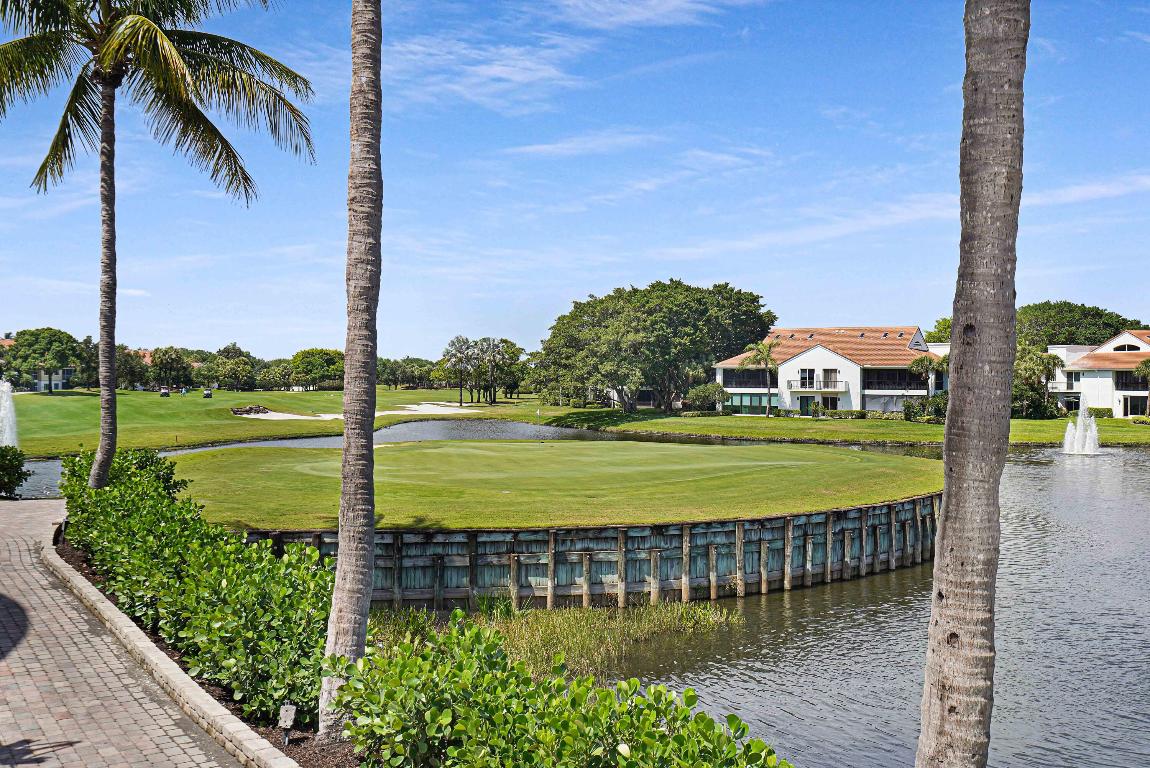 VINTAGE ESTATES - Residential Lease