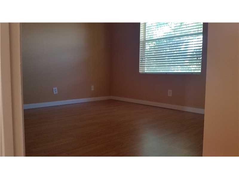 BOCA CHASE TR 4 - Residential Lease