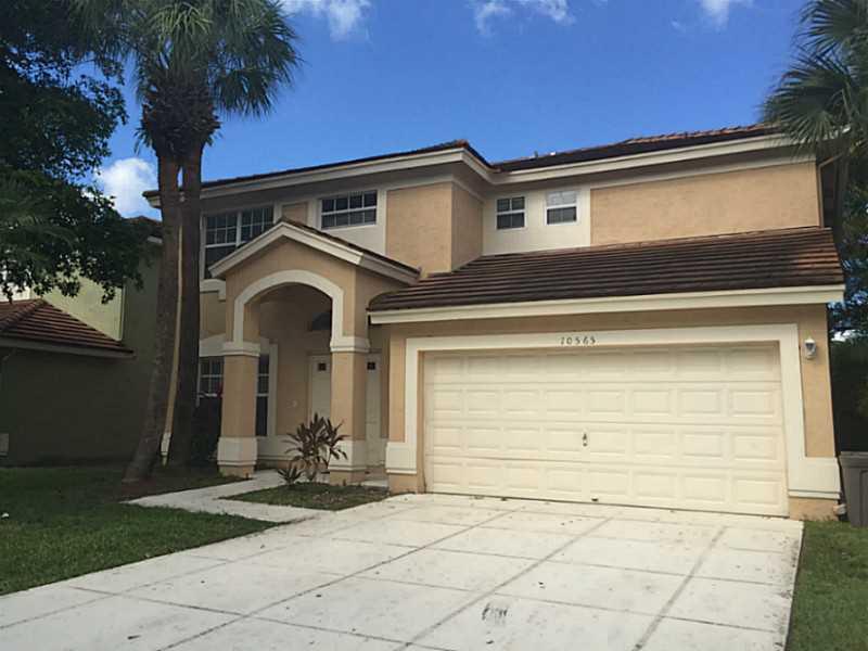 BOCA CHASE TR 4 - Residential Lease