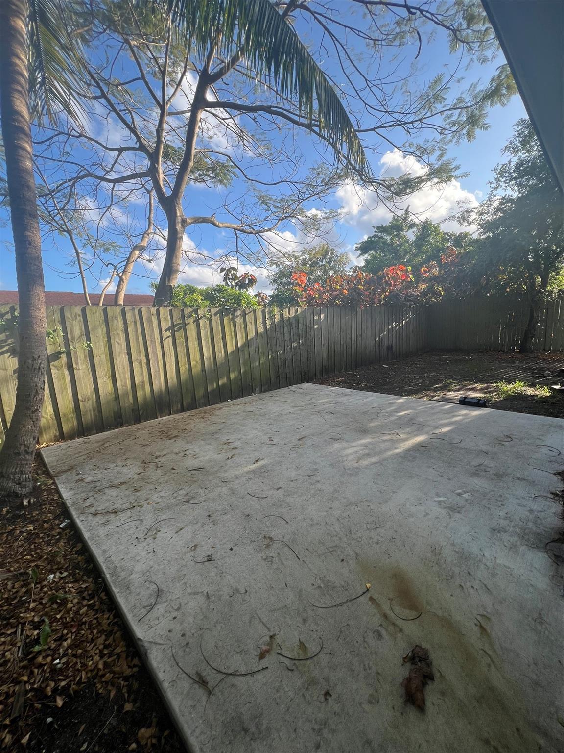 813 NW 3rd St 3