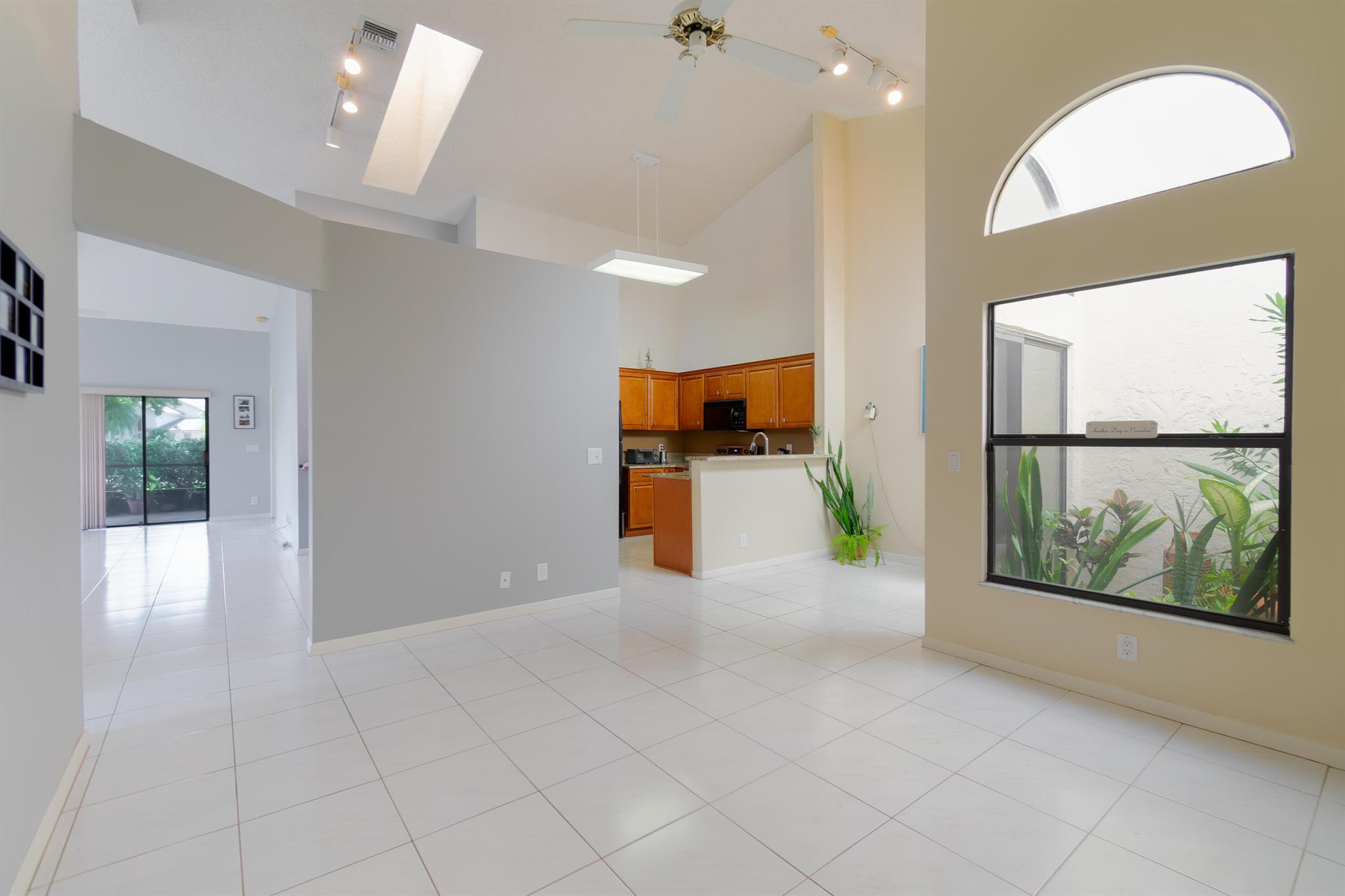 BRIGHTON LAKES - Residential