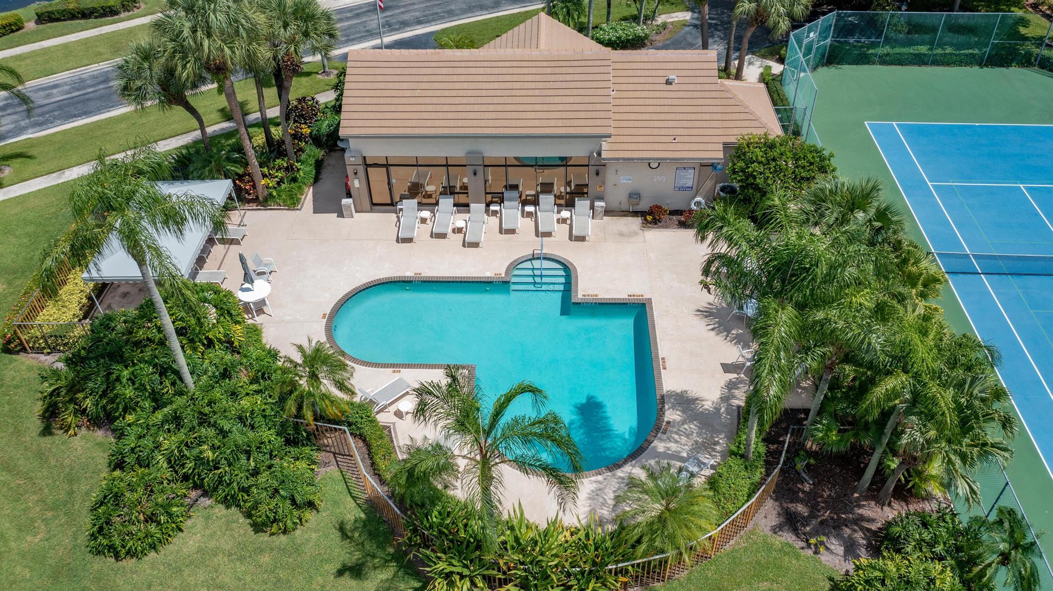 BRIGHTON LAKES - Residential