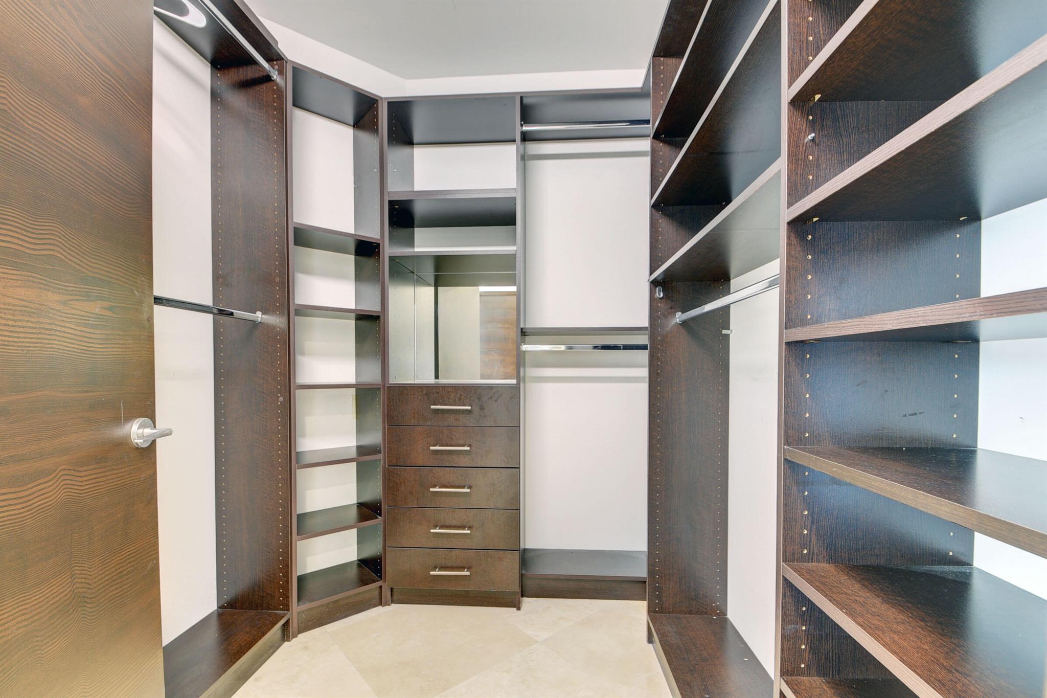 CITYPLACE SOUTH TOWER CON - Residential Lease