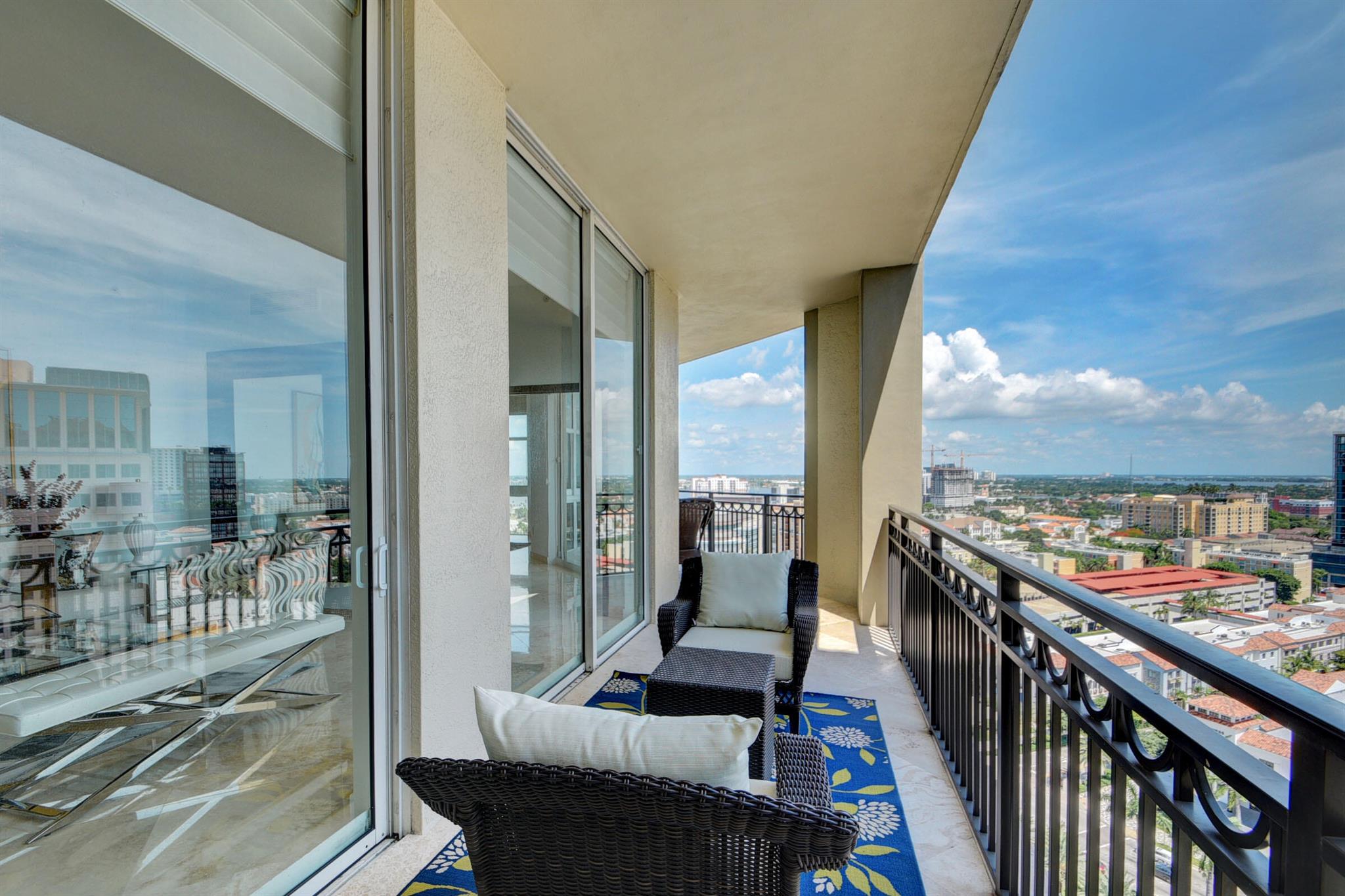 CITYPLACE SOUTH TOWER CON - Residential Lease