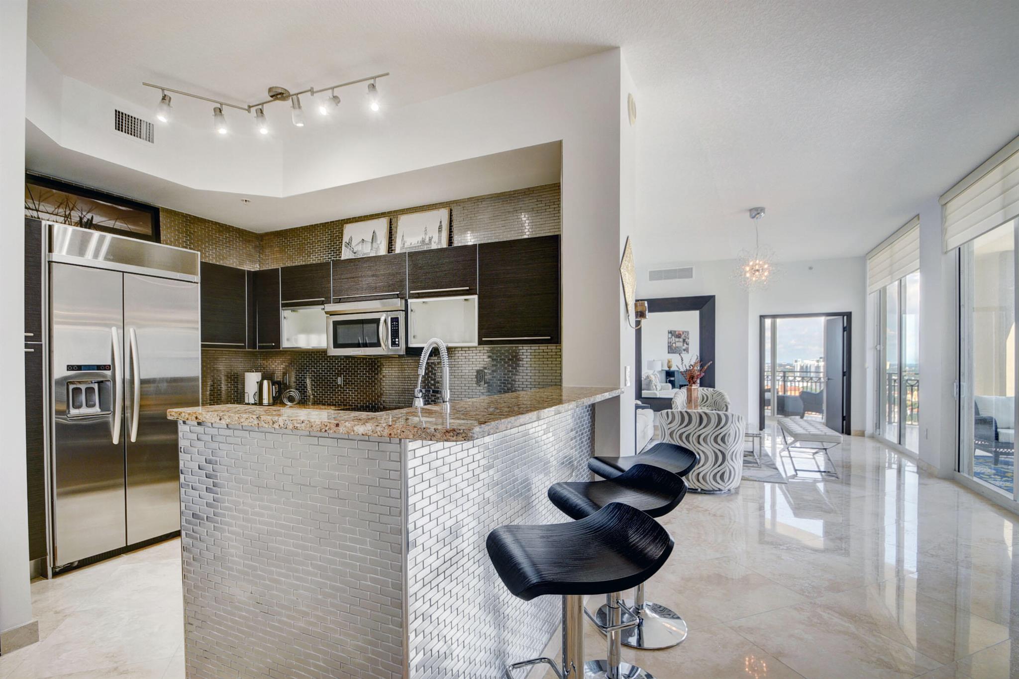 CITYPLACE SOUTH TOWER CON - Residential Lease