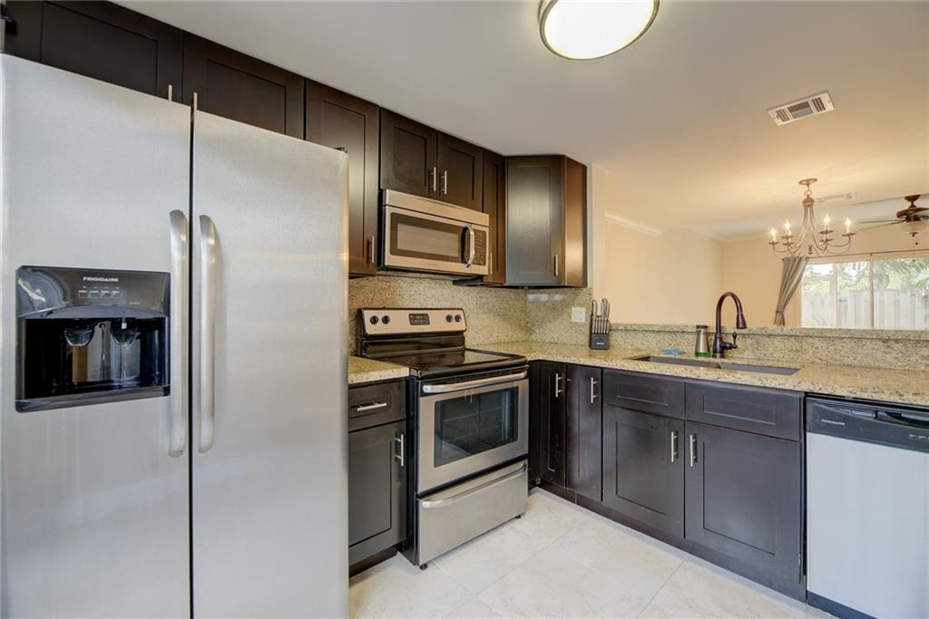 Edgewater Townhomes - Residential