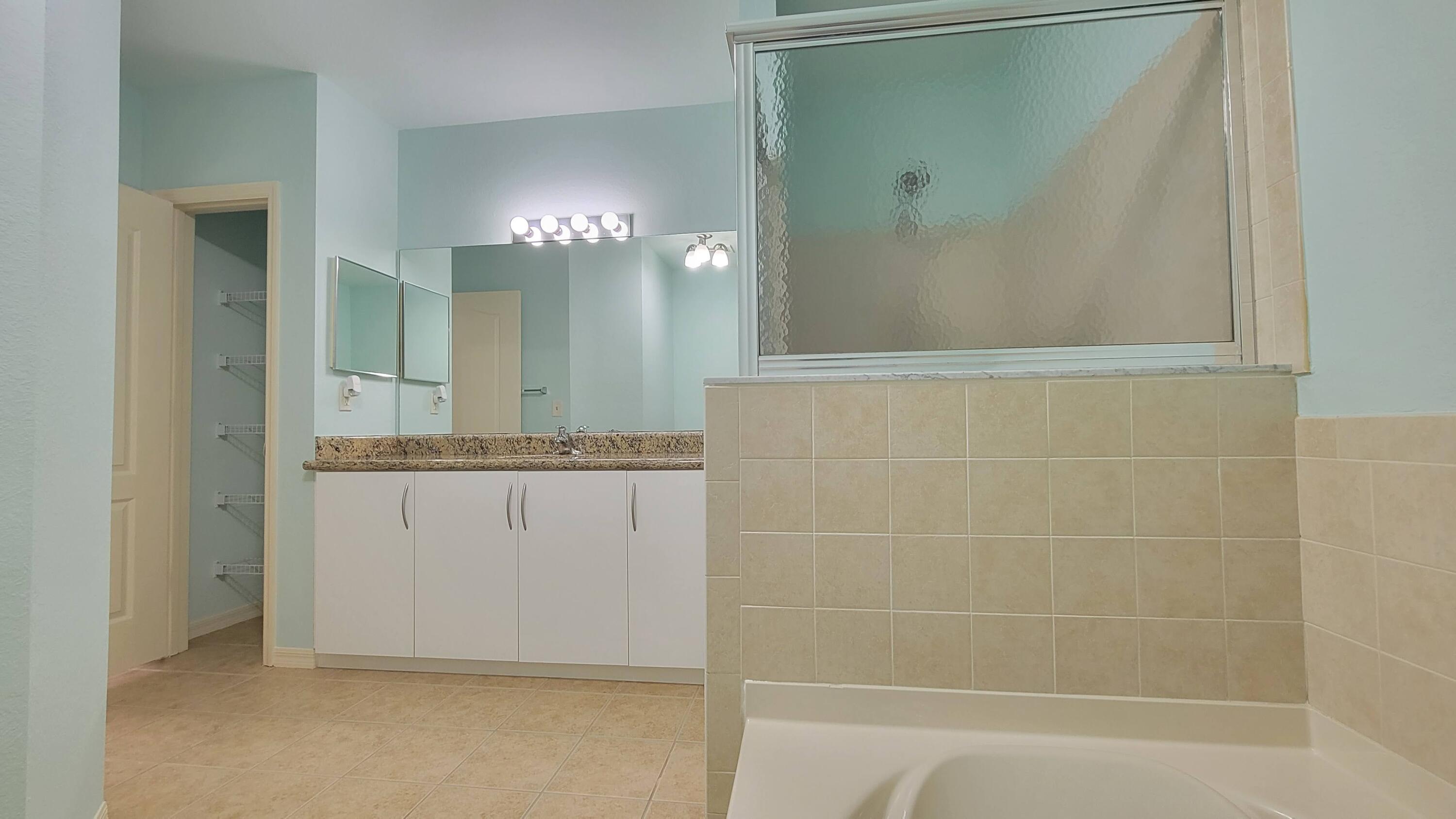 THE BELMONT II AT ST LUCIE WEST, A CONDOMINIUM - Residential Lease