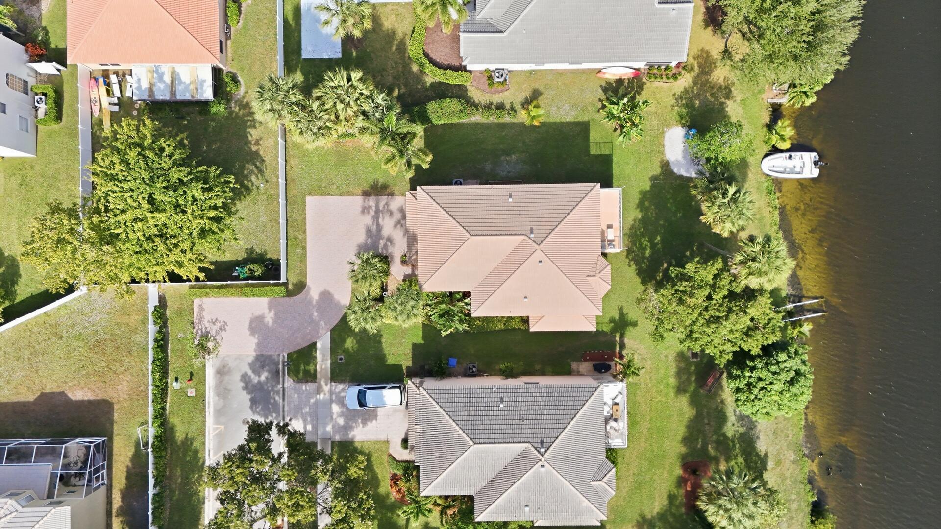 MADISON GREEN - Residential