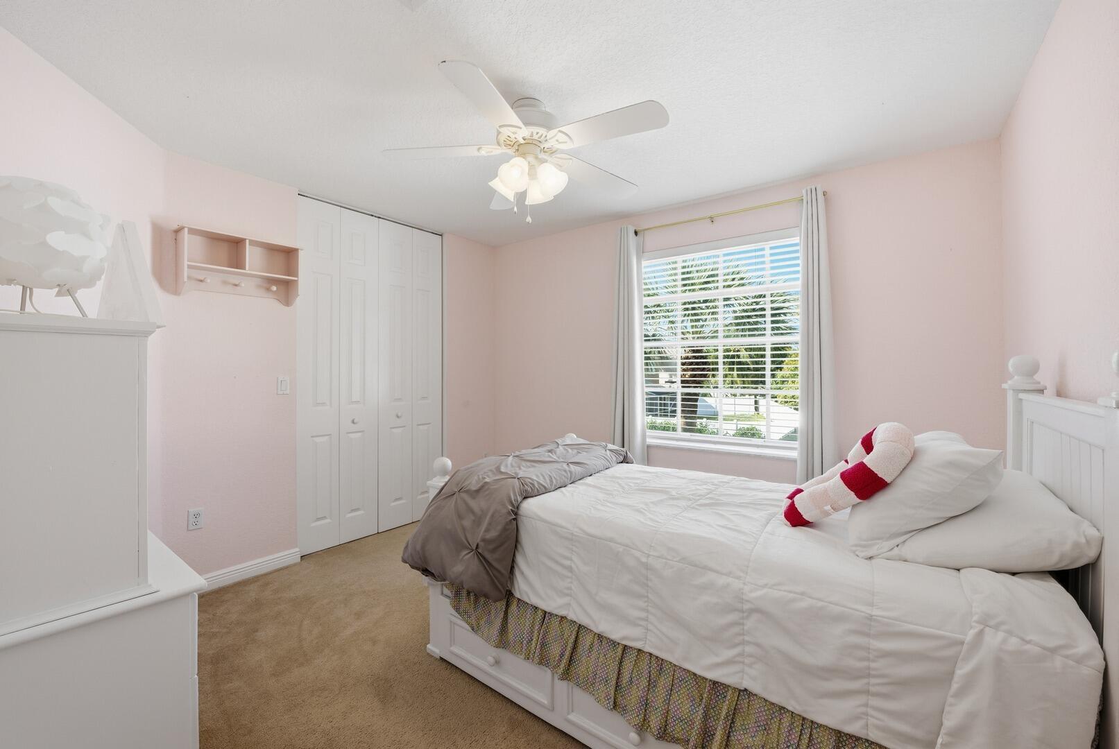 MADISON GREEN - Residential