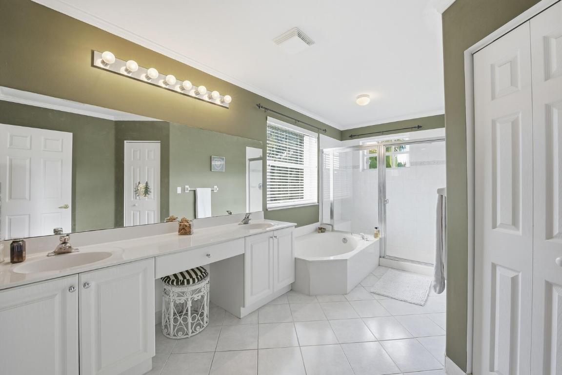 MADISON GREEN - Residential