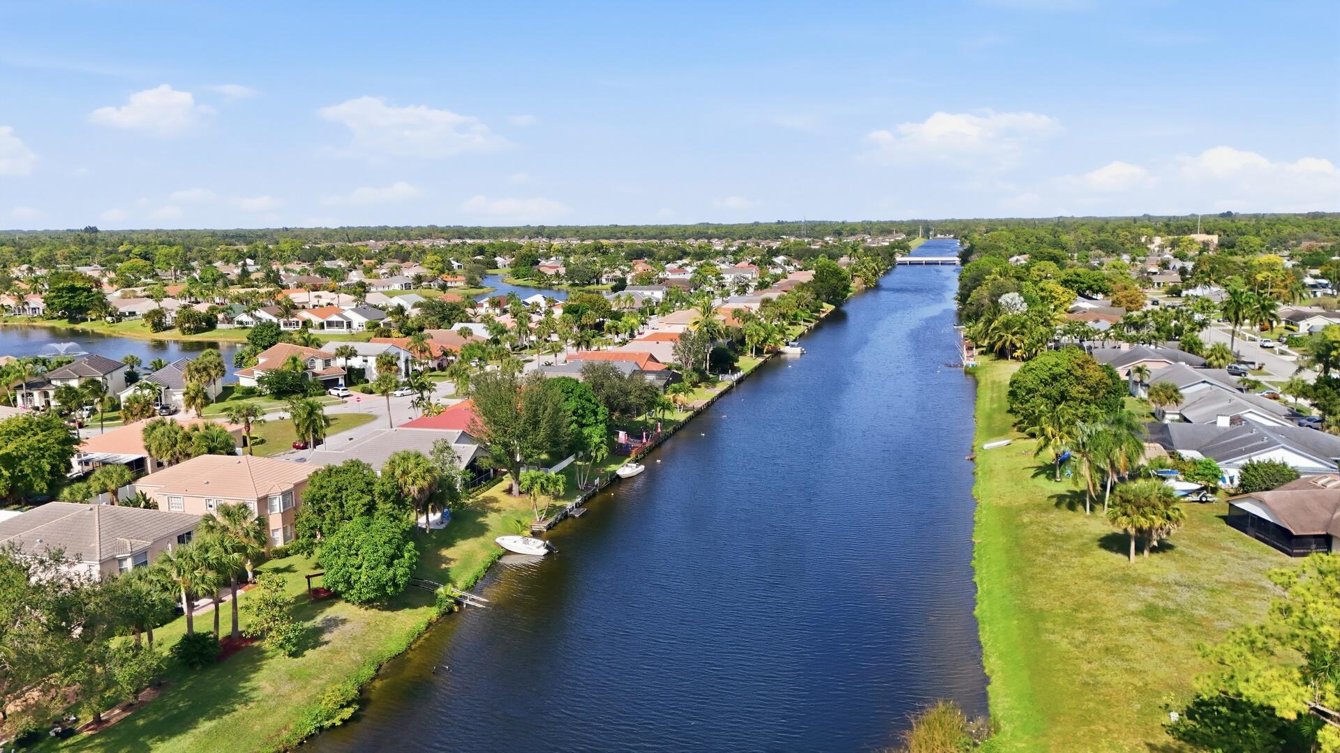 MADISON GREEN - Residential