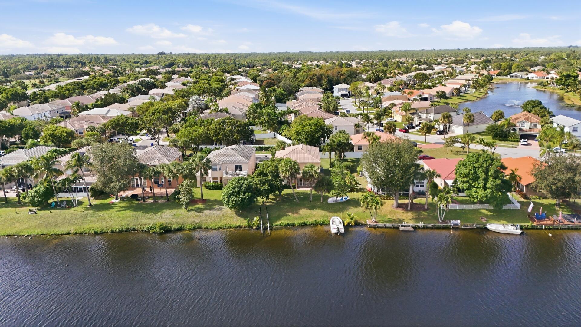 MADISON GREEN - Residential