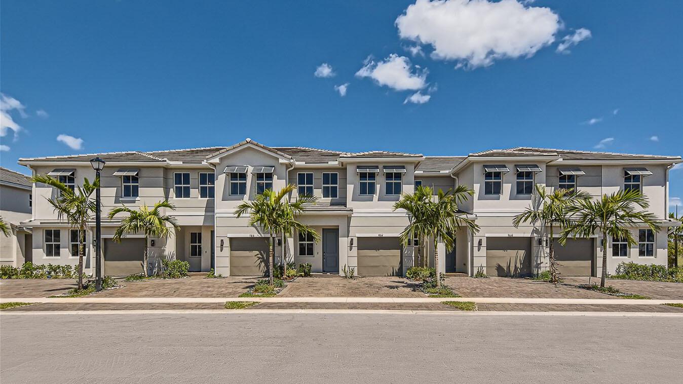 Beautiful Townhome that brings in the finest finishes Stranahan model with 1,930 square feet, 4 beds, 3 baths, and a 1-car garage. Quartz counter tops, Porcelain tile flooring, beautiful cabinetry, Whirlpool stainless steel appliances, impact glass, smart home, clubhouse, gated entry and centrally located to mayor highways, simply close to everything.