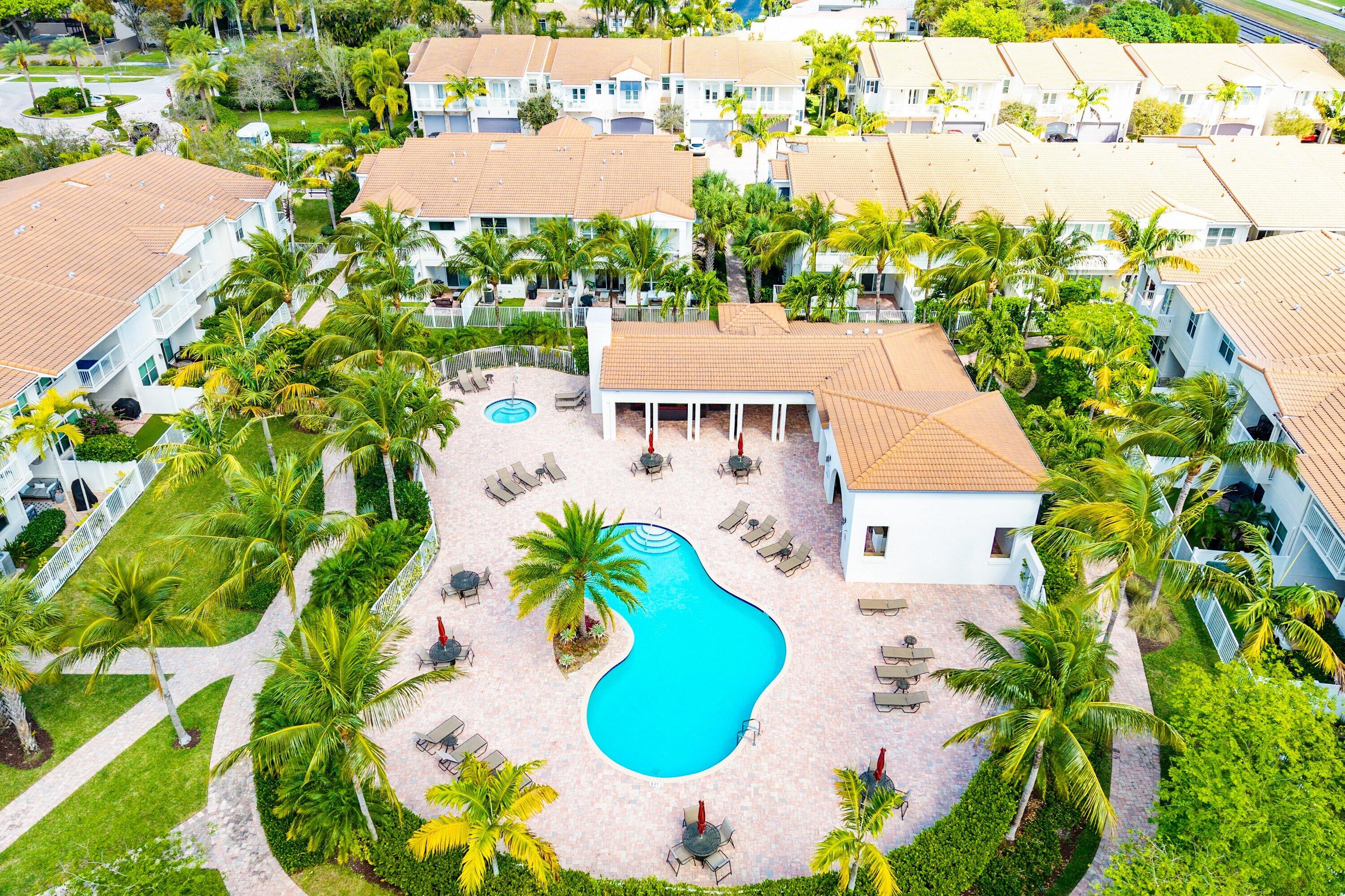 BOCA HIGHLANDS - Residential