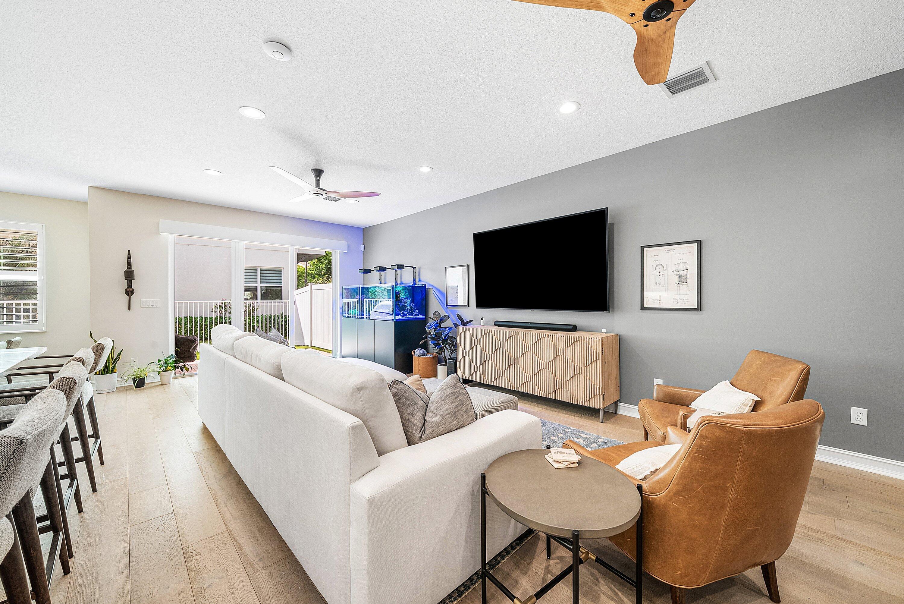 BOCA HIGHLANDS - Residential