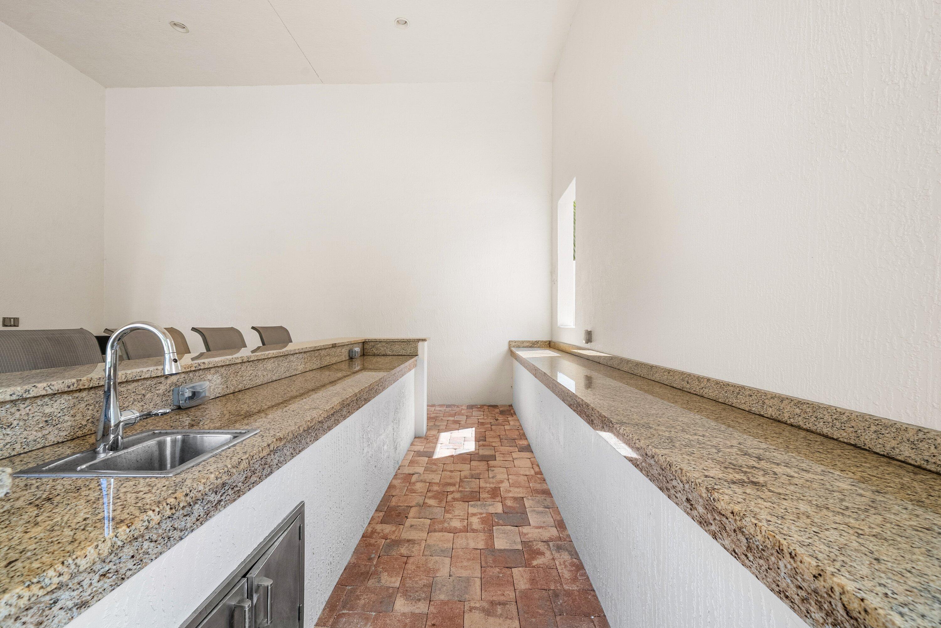 BOCA HIGHLANDS - Residential