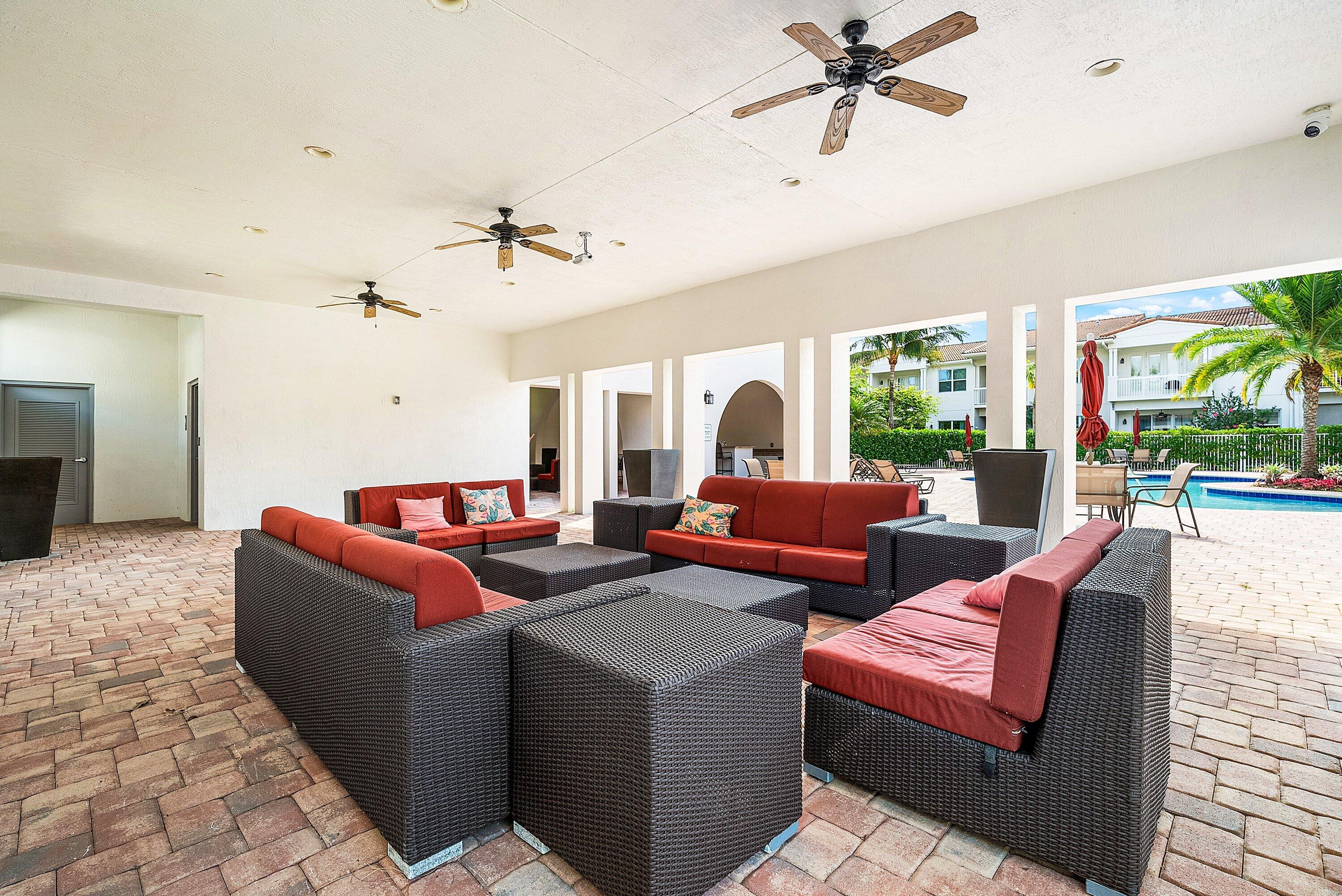 BOCA HIGHLANDS - Residential