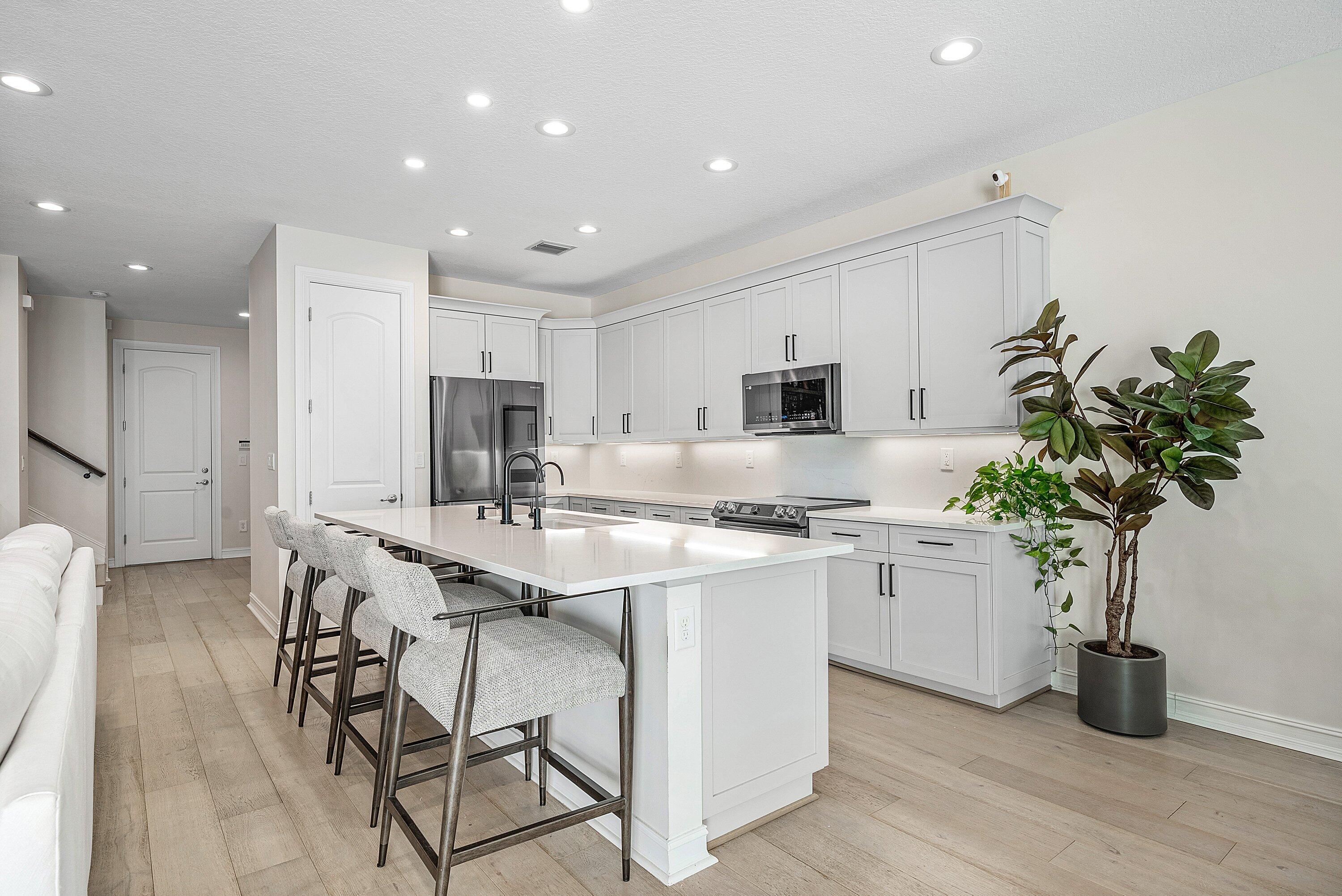 BOCA HIGHLANDS - Residential