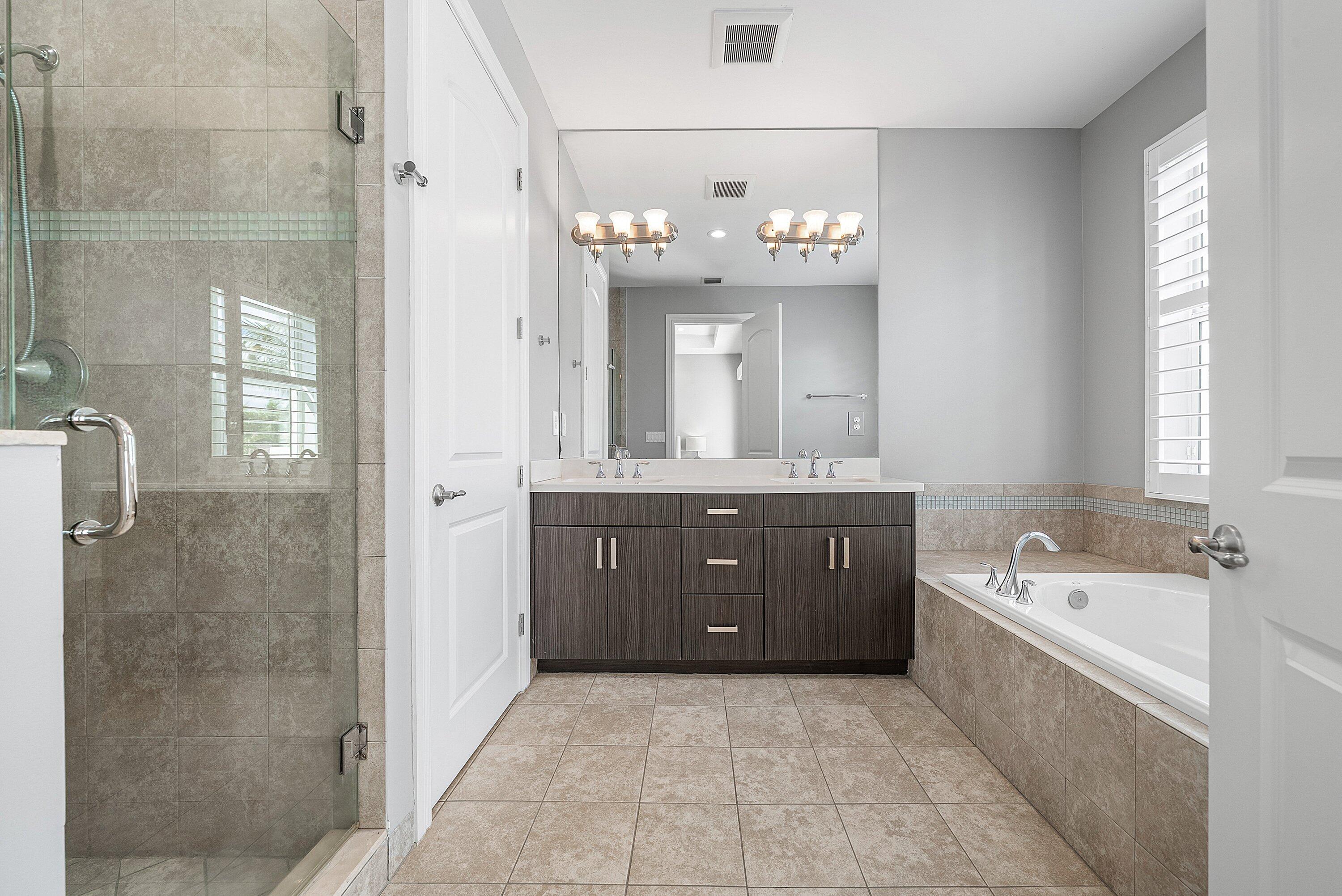 BOCA HIGHLANDS - Residential