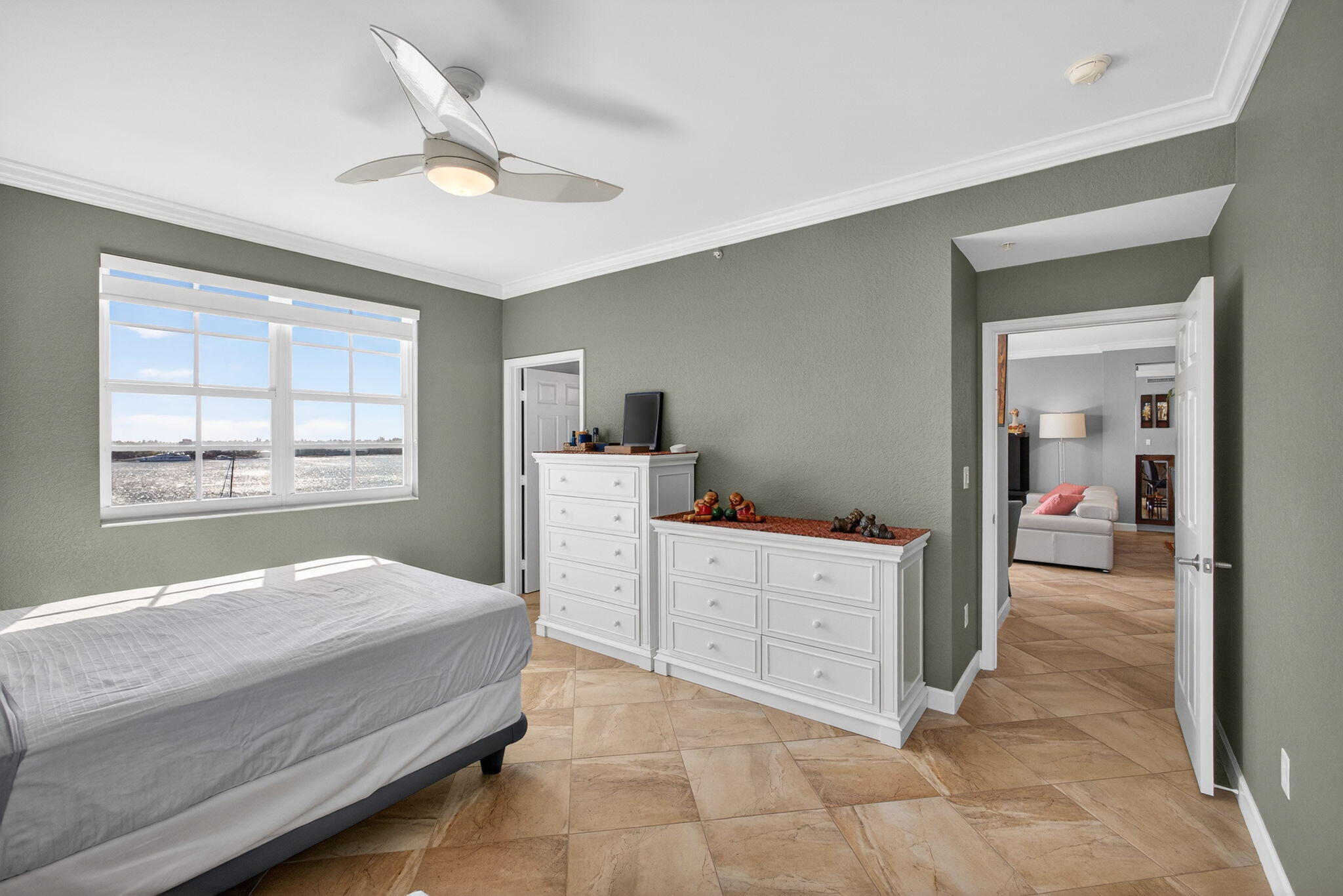FLAGLER POINTE CONDO - Residential