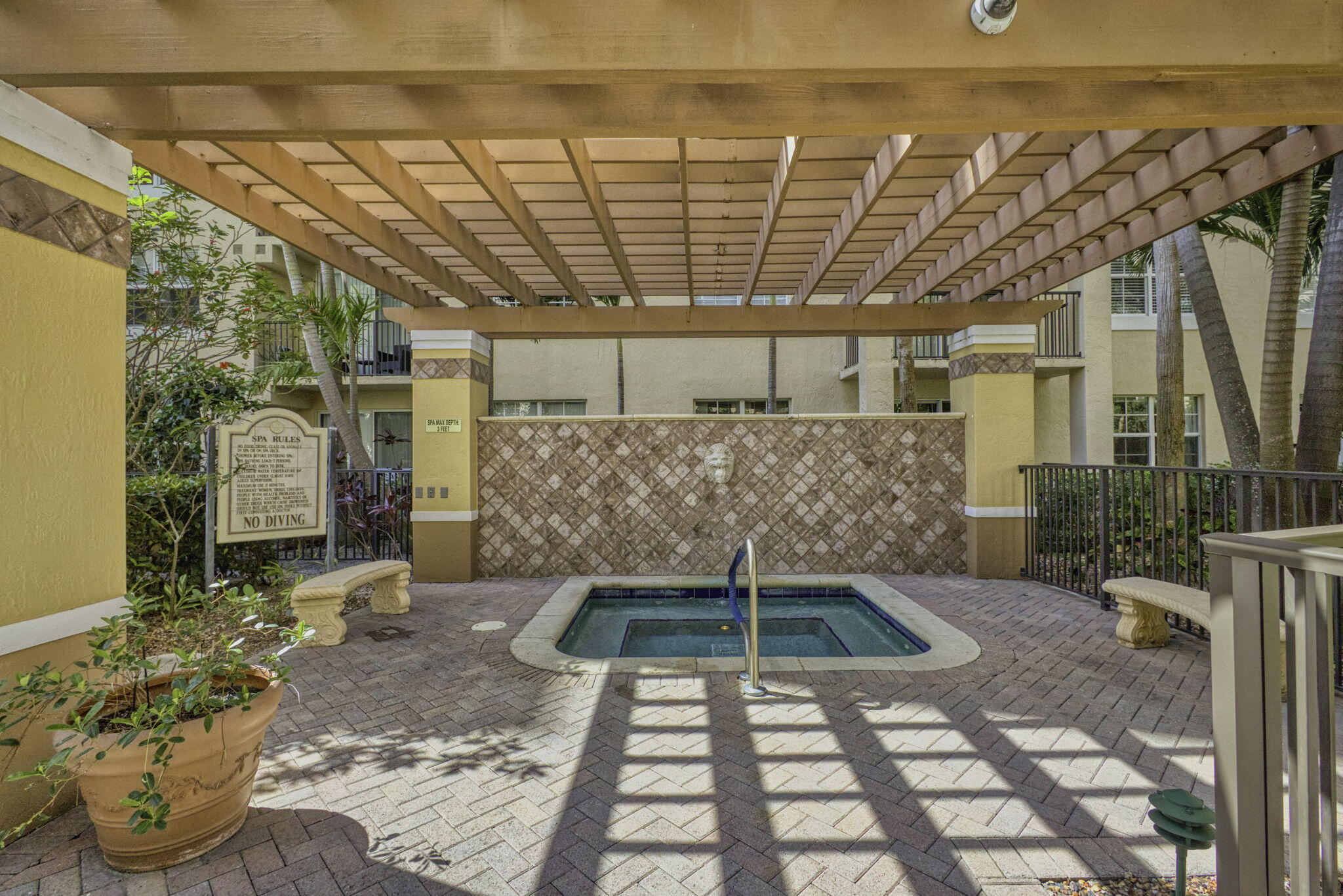 FLAGLER POINTE CONDO - Residential