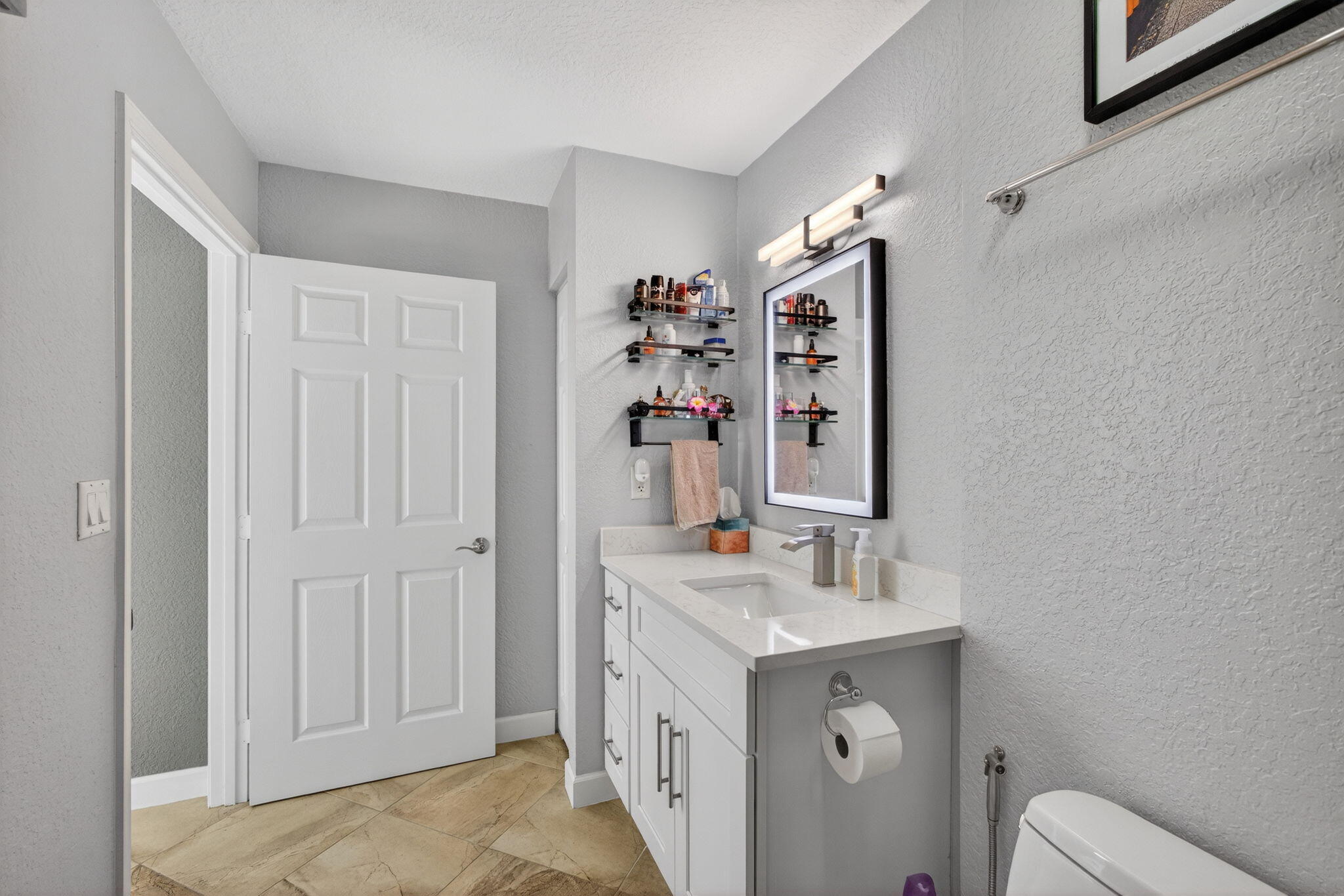 FLAGLER POINTE CONDO - Residential