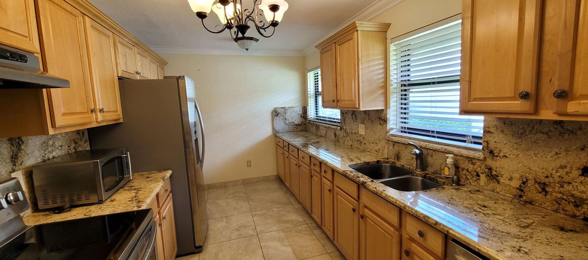 BUTTONWOOD 1 - Residential Lease