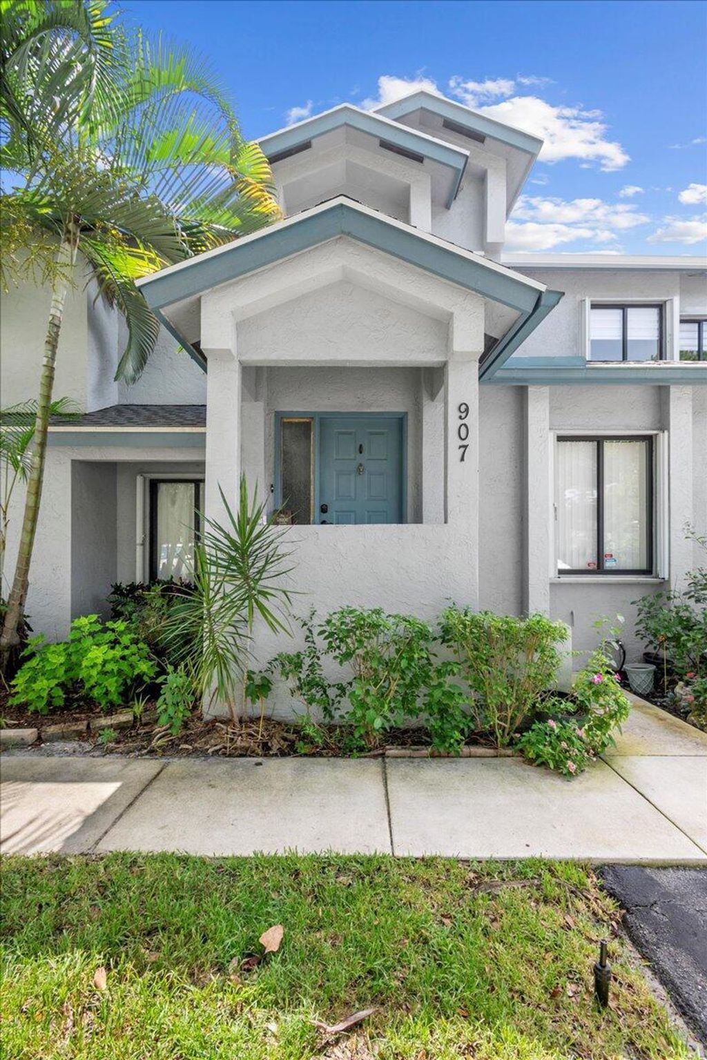 Photo of 907 Harbour Pointe Way, Greenacres, FL 33413 (MLS # R10906158)