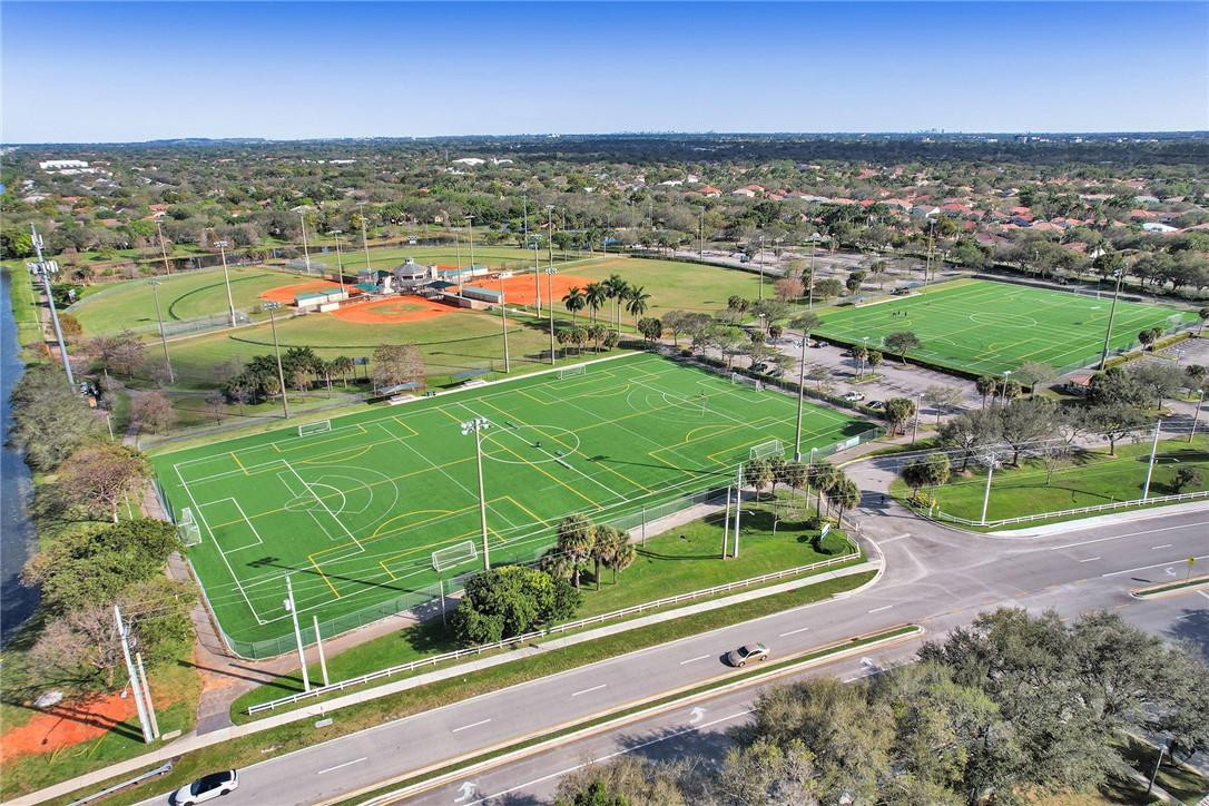 CINNAMON CROSSINGS - Residential