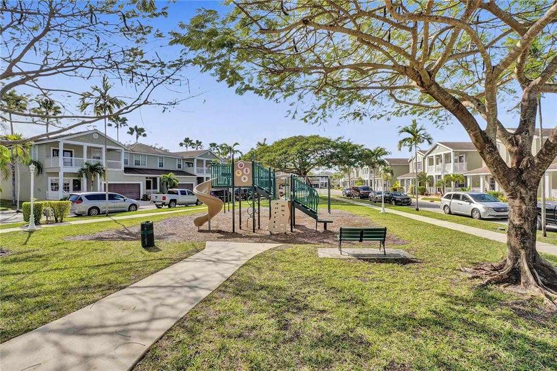 CINNAMON CROSSINGS - Residential