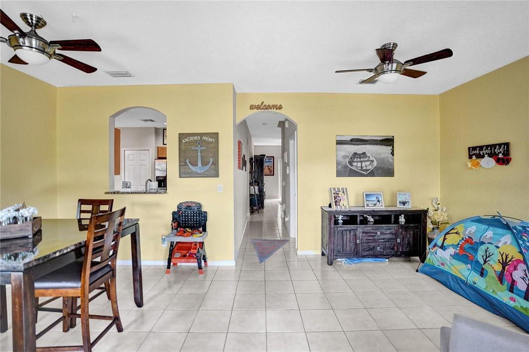 CINNAMON CROSSINGS - Residential