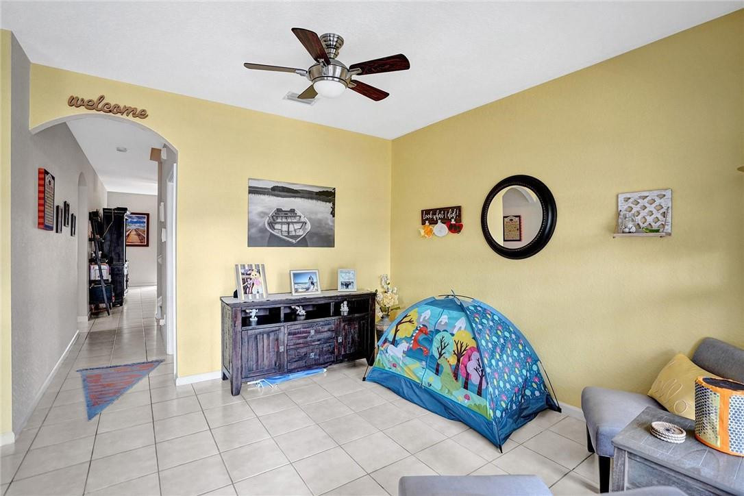 CINNAMON CROSSINGS - Residential