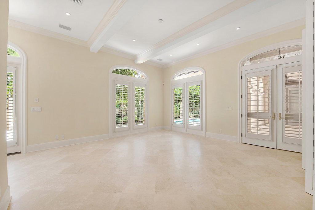 ROYAL PARK - Residential