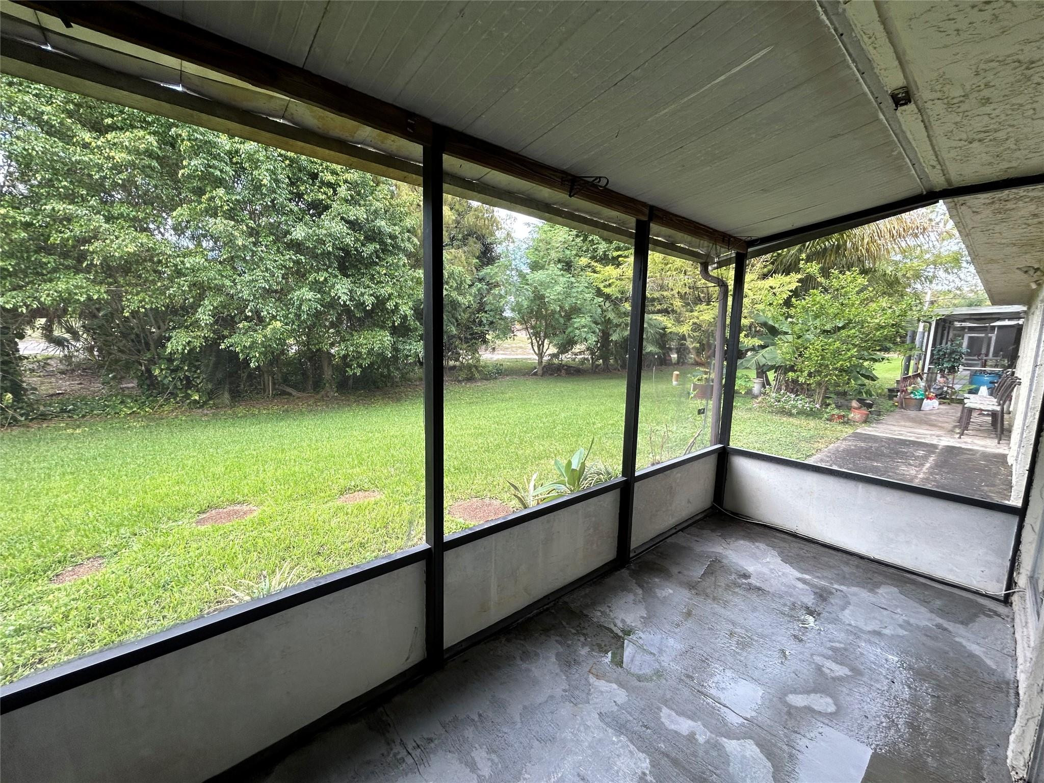 SANDPEBBLES TOWNHOUSE - Residential Lease