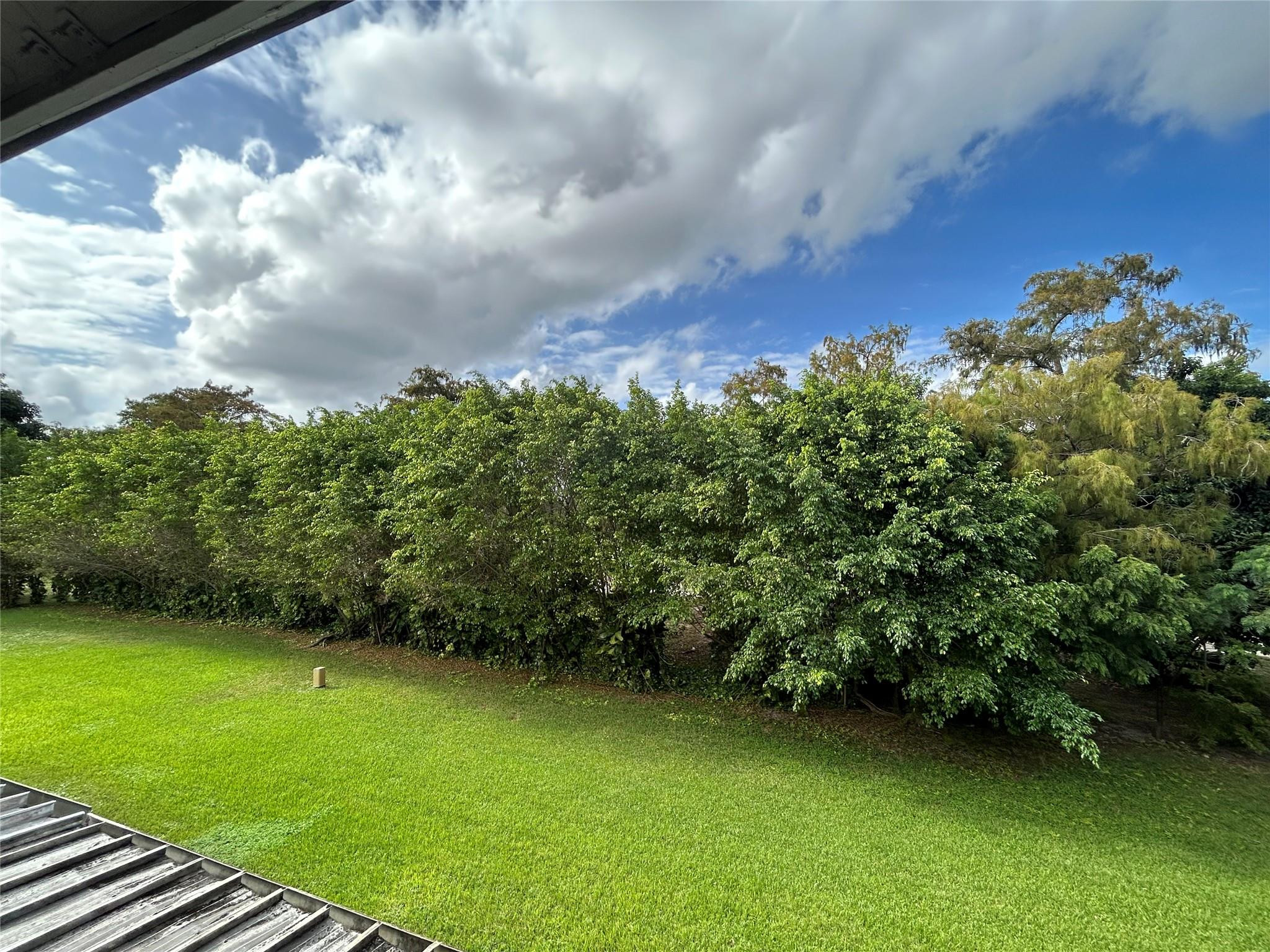 SANDPEBBLES TOWNHOUSE - Residential Lease