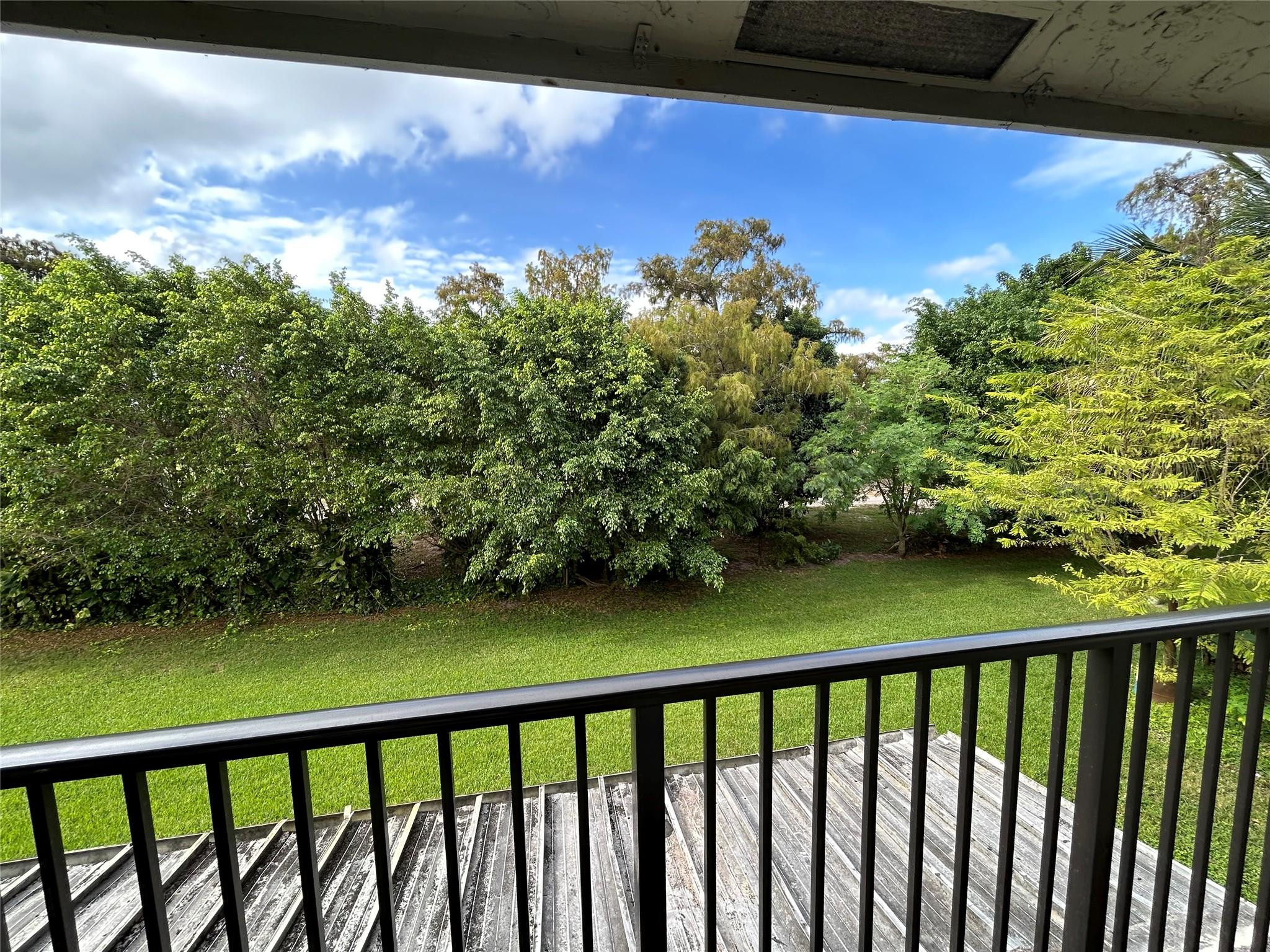 SANDPEBBLES TOWNHOUSE - Residential Lease