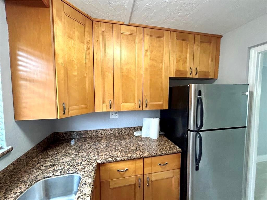 SANDPEBBLES TOWNHOUSE - Residential Lease