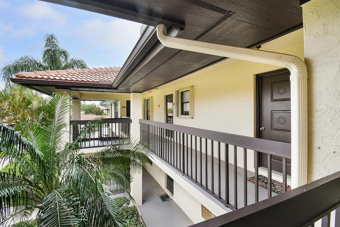 241 SW South River Drive 206