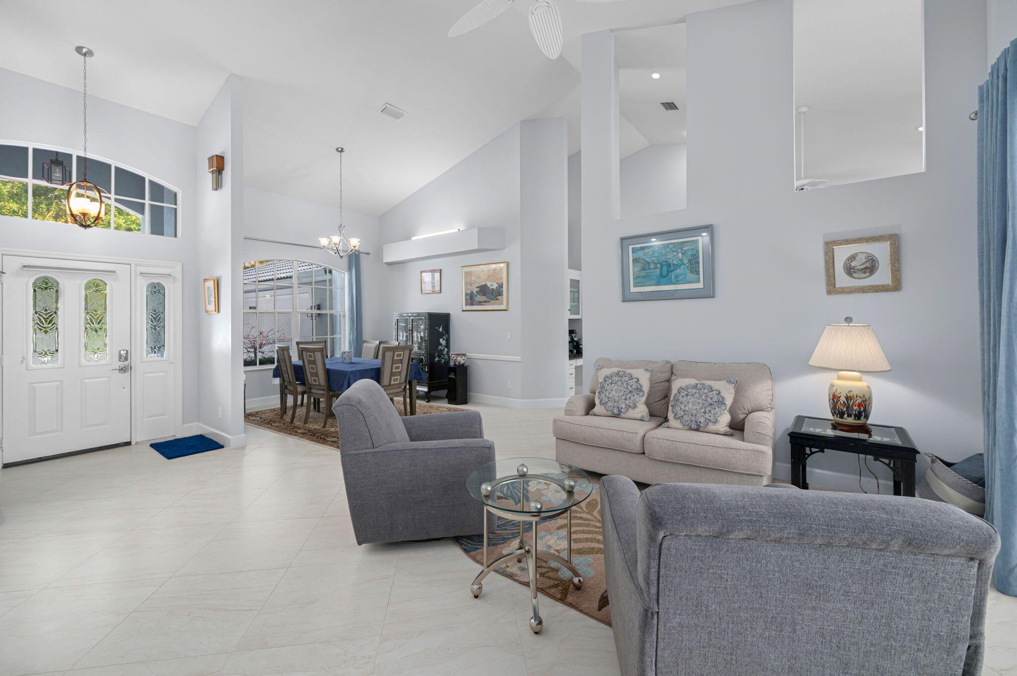 550 SW Sanctuary Drive