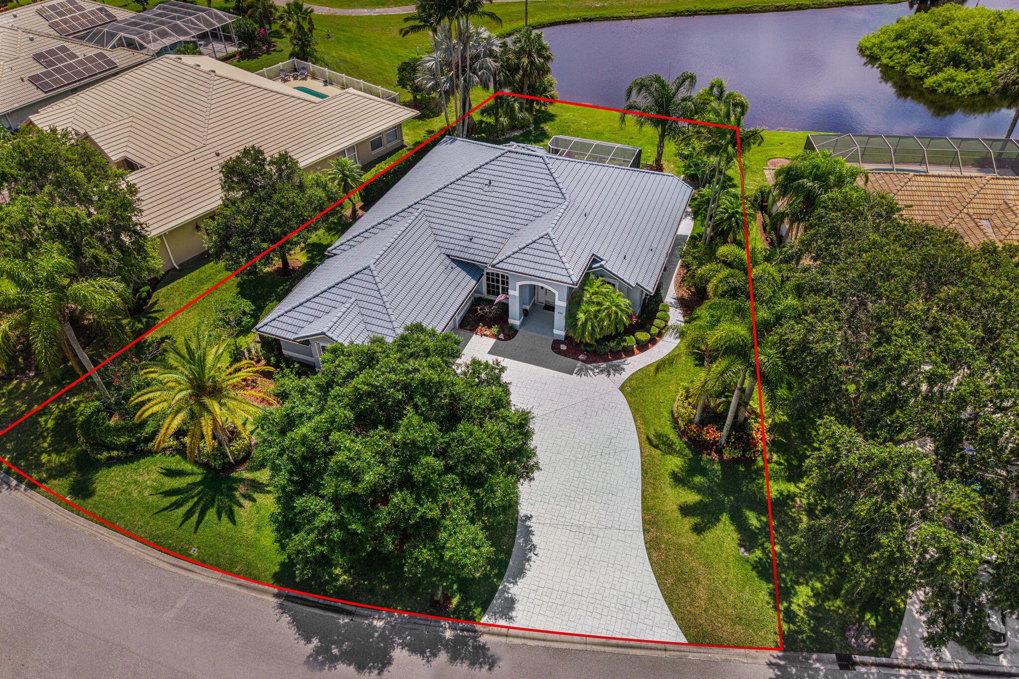 550 SW Sanctuary Drive