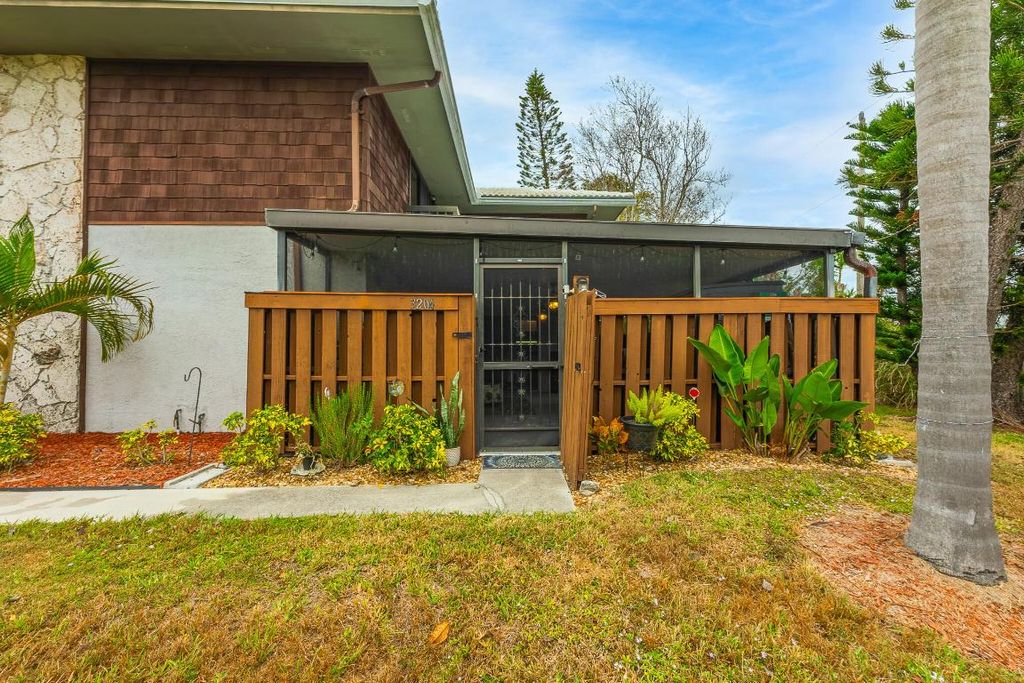 Photo of 3204 SE Guenevere Lane, Port Saint Lucie, FL 34952 (MLS # R11154873)